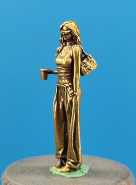 黄铜 时尚潮流现代美女墨镜奶茶冬山朝子 礼服家庭教师芳香体手办