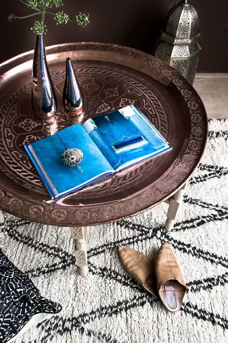 Марокканская медная тарелка Большая декоративная лотка ручной работы.