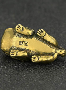 仿古纯黄铜咬钱貔貅手把件桌面茶宠小摆件迷你瑞兽古玩工艺品