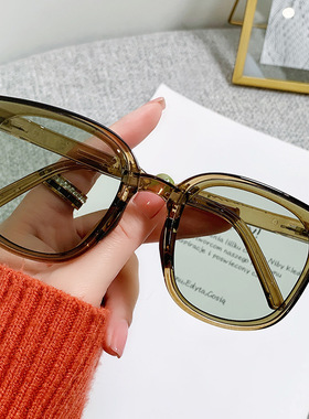 新款米钉折叠太阳眼镜女同款超轻口袋气垫墨镜男防紫外线遮阳眼镜