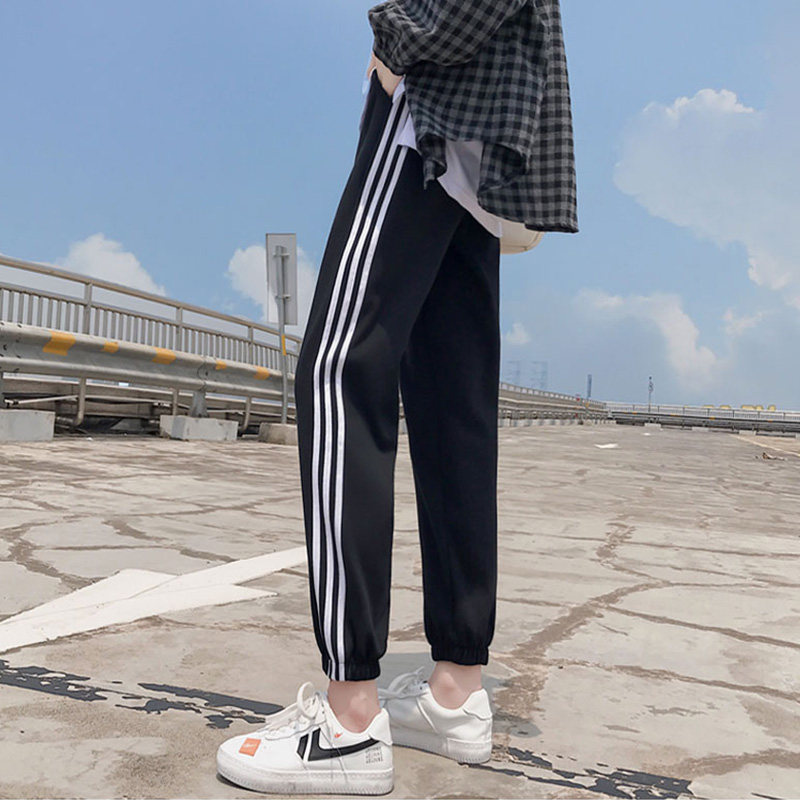 2020新款春秋季宽松束脚直筒运动裤 的魅休闲裤