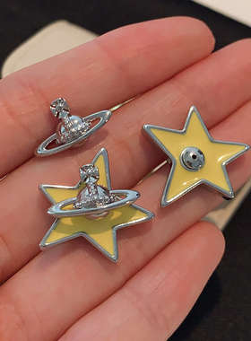 XMR中性小香风一款两戴星球耳环