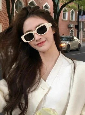 韩版方形米白色墨镜女款潮方圆脸2025新款高级感辣妹猫眼太阳眼镜