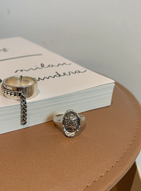 新款麻花链条戒指女小众设计时尚简约浮雕人物戒指男女开口可调节