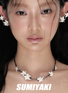 纯白樱花项链小众设计黑白锁骨链