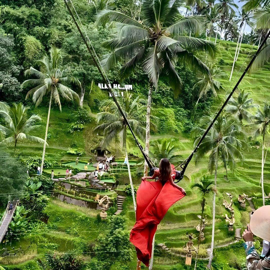 【一人起订·赠送航拍】巴厘岛+布罗莫+罗威纳+佩妮达跟团游6日游,淘宝优惠券,粉丝福利购,淘宝优惠卷