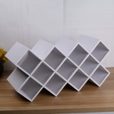 Красное вино, современное минималистское изящное дерево, гостиная гостиная, европейская творческая винная шкаф, декоративная полка