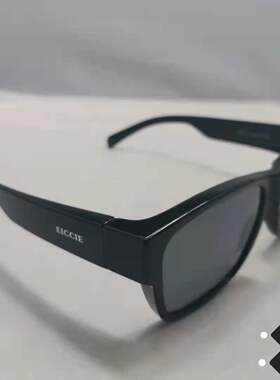 夹片男轻巧小蜜蜂偏光墨镜套镜