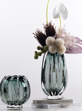 加厚花瓣琉璃花瓶现代轻奢高级感样板房餐桌客厅玻璃鲜花装饰摆件
