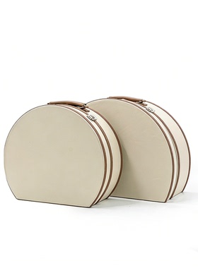 简约米白皮革半月收纳盒摆件