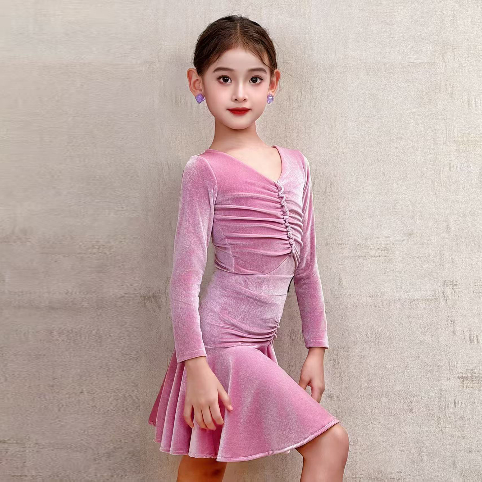 女童少儿拉丁舞服新款高级感演出服儿童长袖半身裙练功服表演服装 - 图1