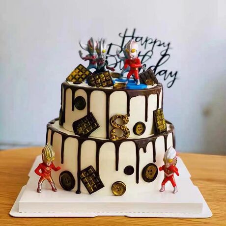 Net Red Cartoon Ultraman Dinosaur Cartoon Children S Fruit Double Creative Birthday Cake Chengdu City Delivery