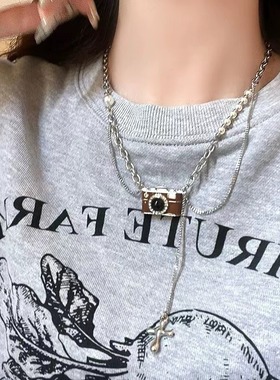 简约复古相机项链复古咖色相机吊