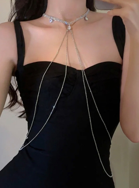 美神降临大胸性感胸链身体链