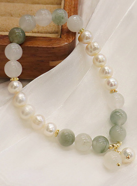 新款天山翠手链女简约温柔淡水珍珠小清新闺蜜手饰串珠批发