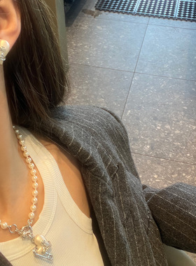 爱心别针珍珠项链金色银色沉甸甸手感小众时髦