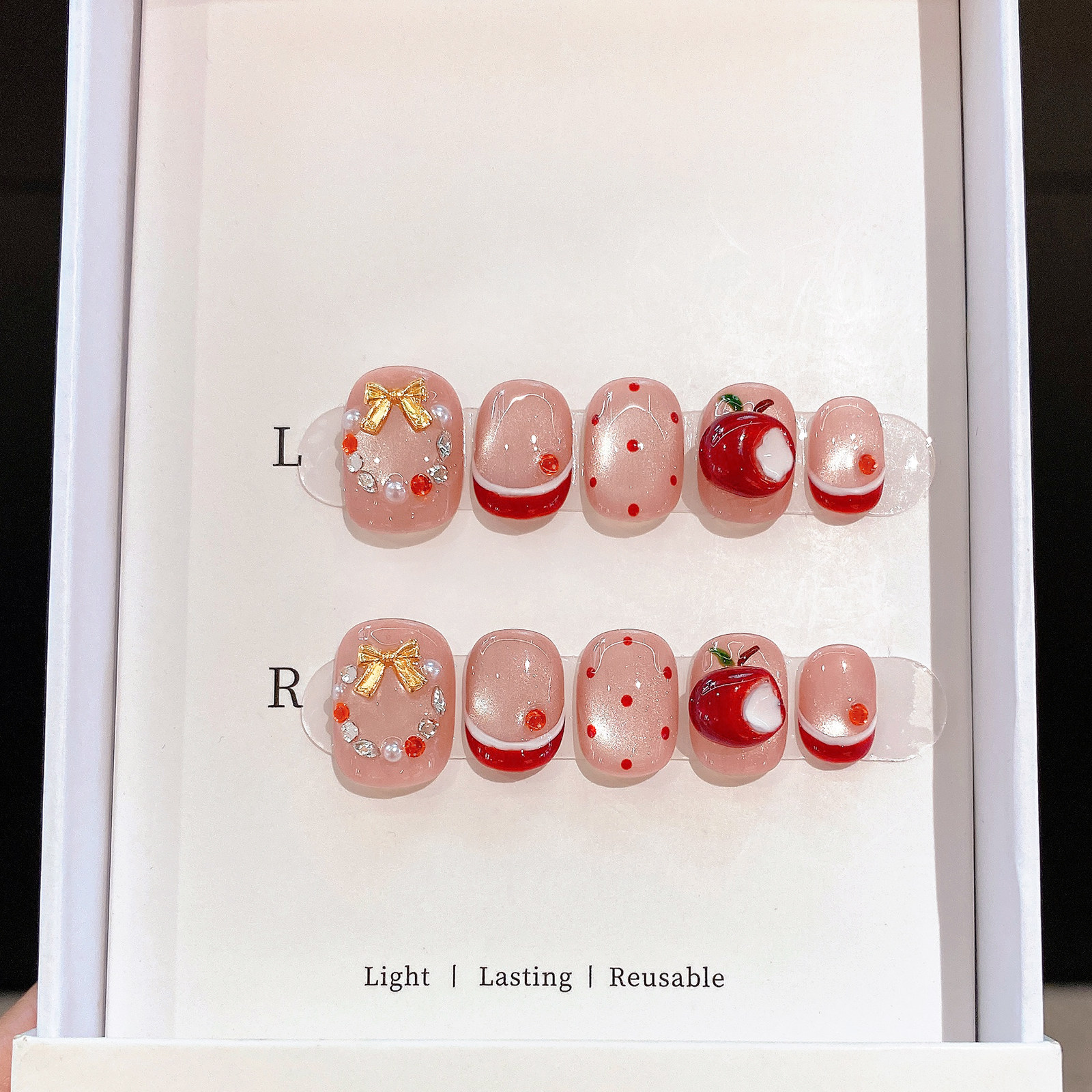 云皙手工圣诞平安果猫眼穿戴甲片短款红色波点法式美甲贴片假指甲,淘宝优惠券,粉丝福利购,淘宝优惠卷
