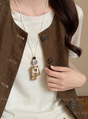 中式老钱！棕色系吊坠项链女款高级感轻奢小众锁骨链夏天长款配饰