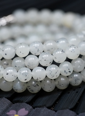 点墨成诗。新疆青花籽料和田玉点墨白玉6毫米108颗多圈手项链