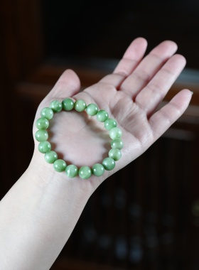 香草吧噗。新疆且末黑羊洞碧玉10毫米猫眼薄荷奶绿手链串女