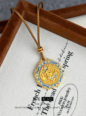 青花瓷蝴蝶国风新女式黄金色沙金古法珐琅彩旋转花丝蝴蝶吊坠项链