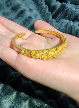 2025金店同款繁花似锦手镯戒指女黄金色轻奢高级感新中式古典手环