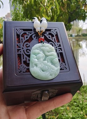 天然翡翠A货龙纹吊坠玉佩玉项链