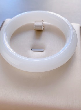 56.1圈口-白玉-平安镯-俄料-天然和田玉手镯-梧桐家