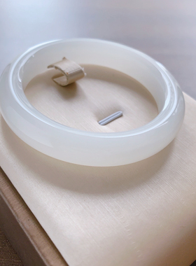 55.6圈口-白玉-平安镯-青海料-天然和田玉手镯-梧桐家