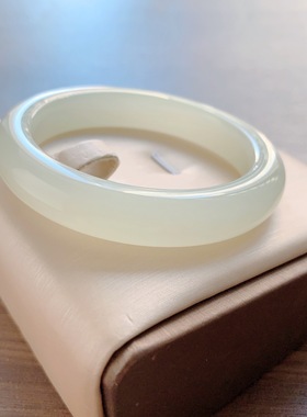 57圈口-晴水色-平安镯-青海料-天然和田玉手镯-梧桐家