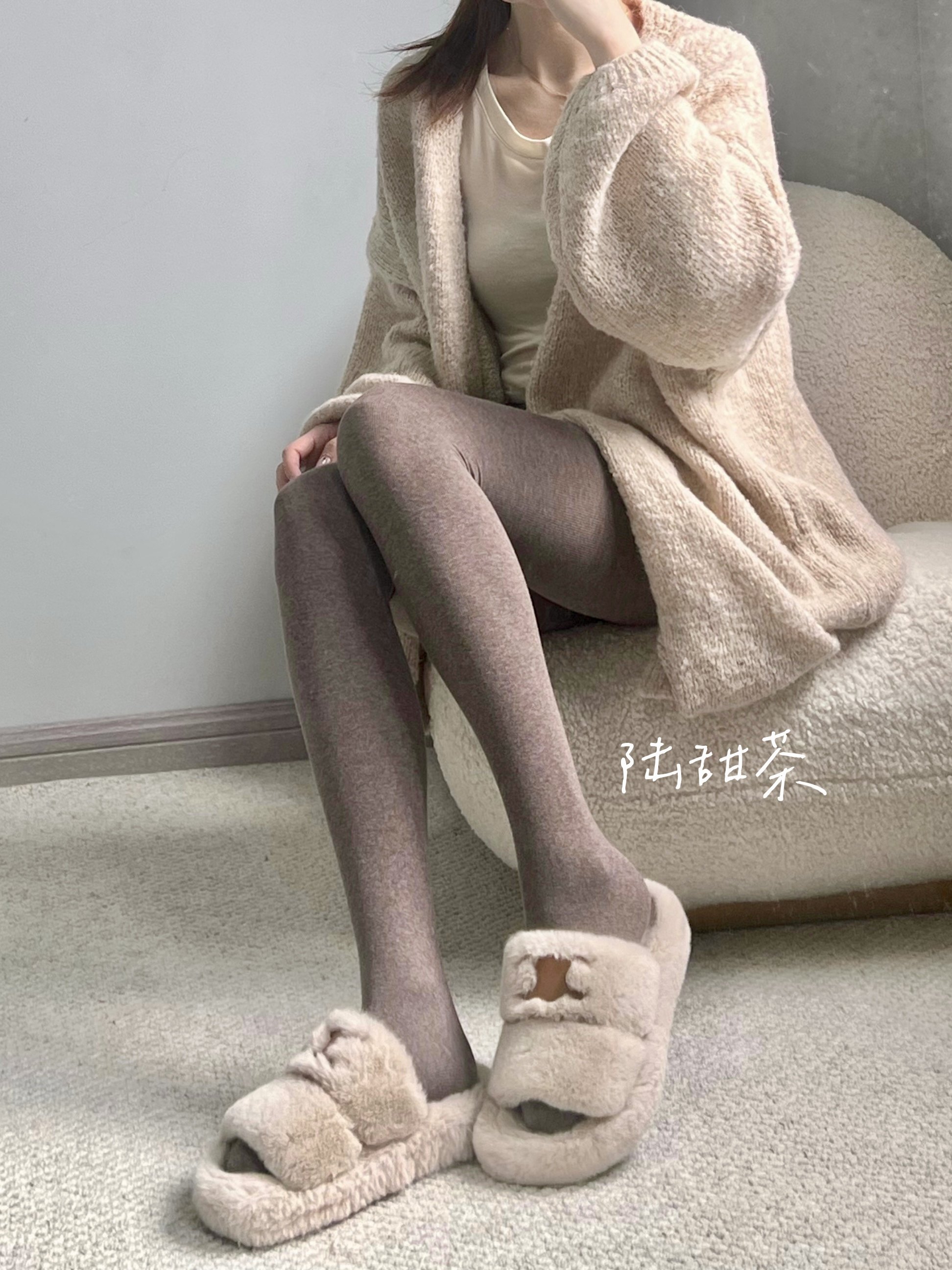 陆甜茶纯色打底裤女秋冬加绒加厚新款外穿高腰紧身显瘦连袜裤咖色,淘宝优惠券,粉丝福利购,淘宝优惠卷