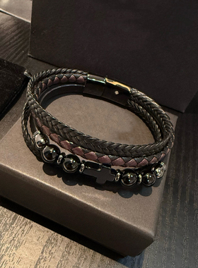 海量细节手编十字架皮绳手环