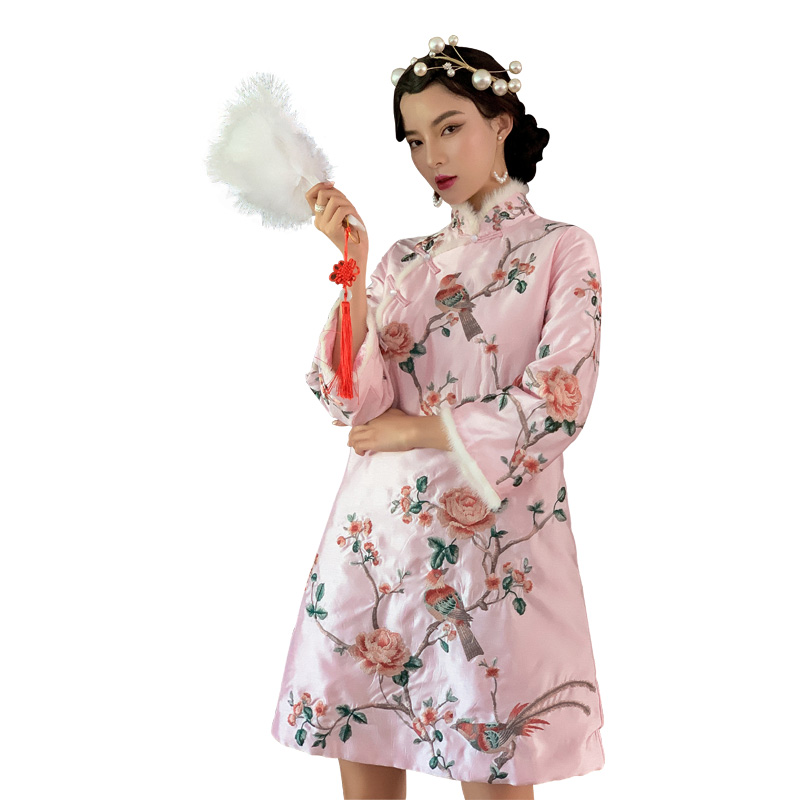 Quilted cheongsam, demi-season down jacket, dress, 2023 collection, long sleeve, Chinese style Quilted cheongsam, demi-season down jacket, dress, 2023 collection, long sleeve, Chinese style