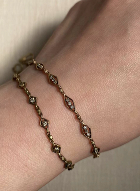 noguchi白钻石镂空镶嵌菱形手链