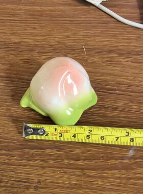 桃,陶瓷仙桃,佛像手里的法器,摆件