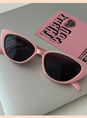 JJJ SHOP“俏皮粉色墨镜女街拍猫眼太阳镜 miu风韩系感jennie同款