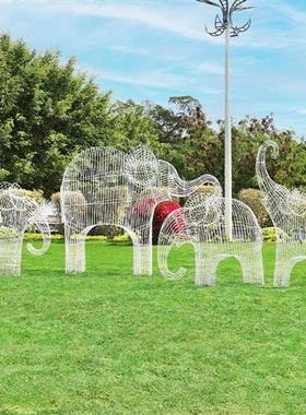 户外不锈钢铁艺镂空大象钢琴马车大提琴雕塑商场景区婚庆装饰摆件