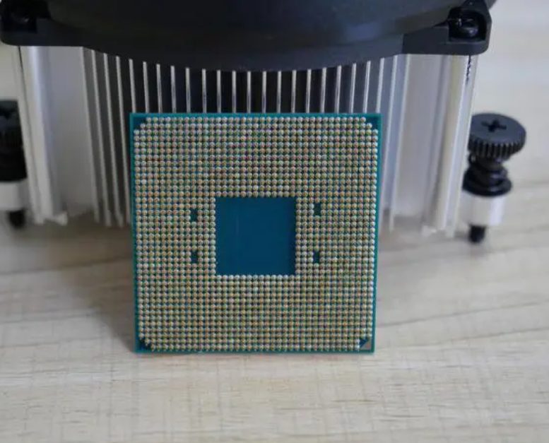 AMD锐龙1 R52600x R32200g带核显 2400 3600XR7 5600盒装散片CPU-图2