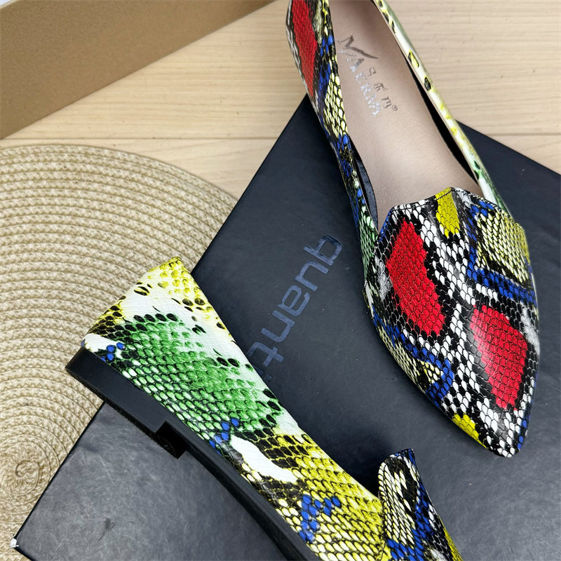 2026年秋季新款欧美风一脚蹬蛇纹单鞋女尖头平底鞋舒适豆豆鞋船鞋,淘宝优惠券,粉丝福利购,淘宝优惠卷