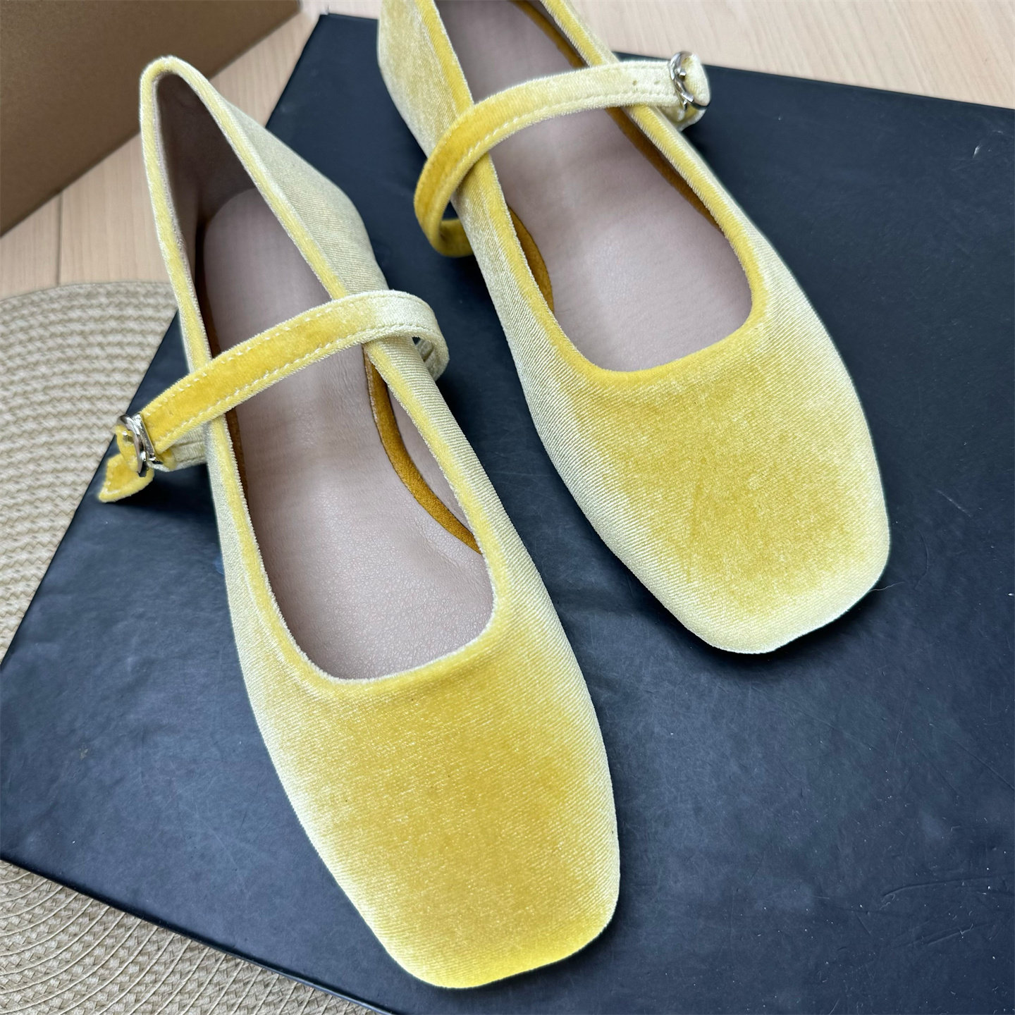 2026春季新款法式复古小香风方头一字带浅口平底单鞋女玛丽珍鞋子,淘宝优惠券,粉丝福利购,淘宝优惠卷