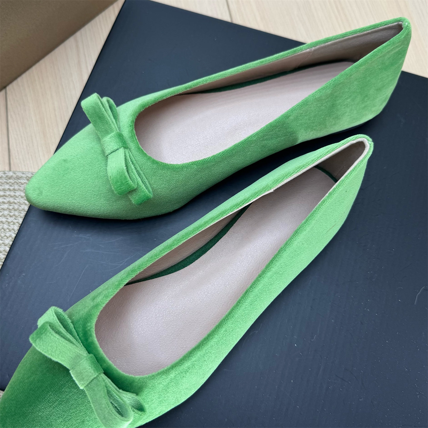 2026春新款法式尖头浅口单鞋女绿色蝴蝶结平底鞋一脚蹬百搭芭蕾鞋,淘宝优惠券,粉丝福利购,淘宝优惠卷