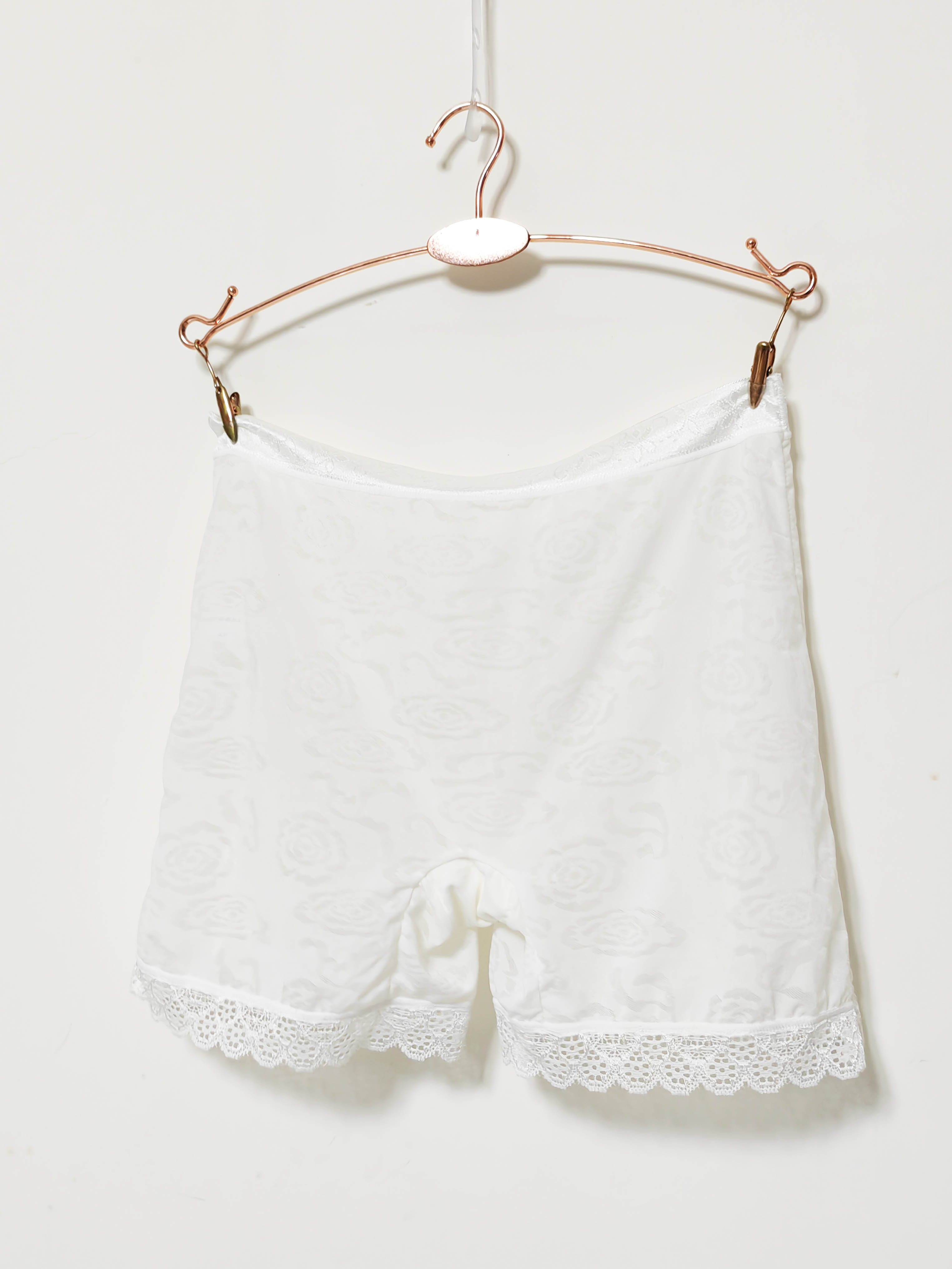 夏季蕾丝提花安全裤薄款无痕冰丝内裤女平脚三分打底裤中高腰短裤 - 图2