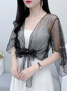 夏季女防晒披肩配裙子韩版百搭仙气防晒衣上衣式蕾丝外搭女生披肩