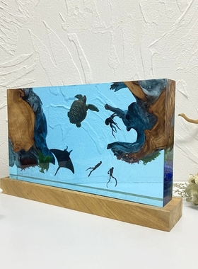 实木树脂工艺品海底世界大海龟潜水员魔鬼鱼海洋氛围小夜灯礼物