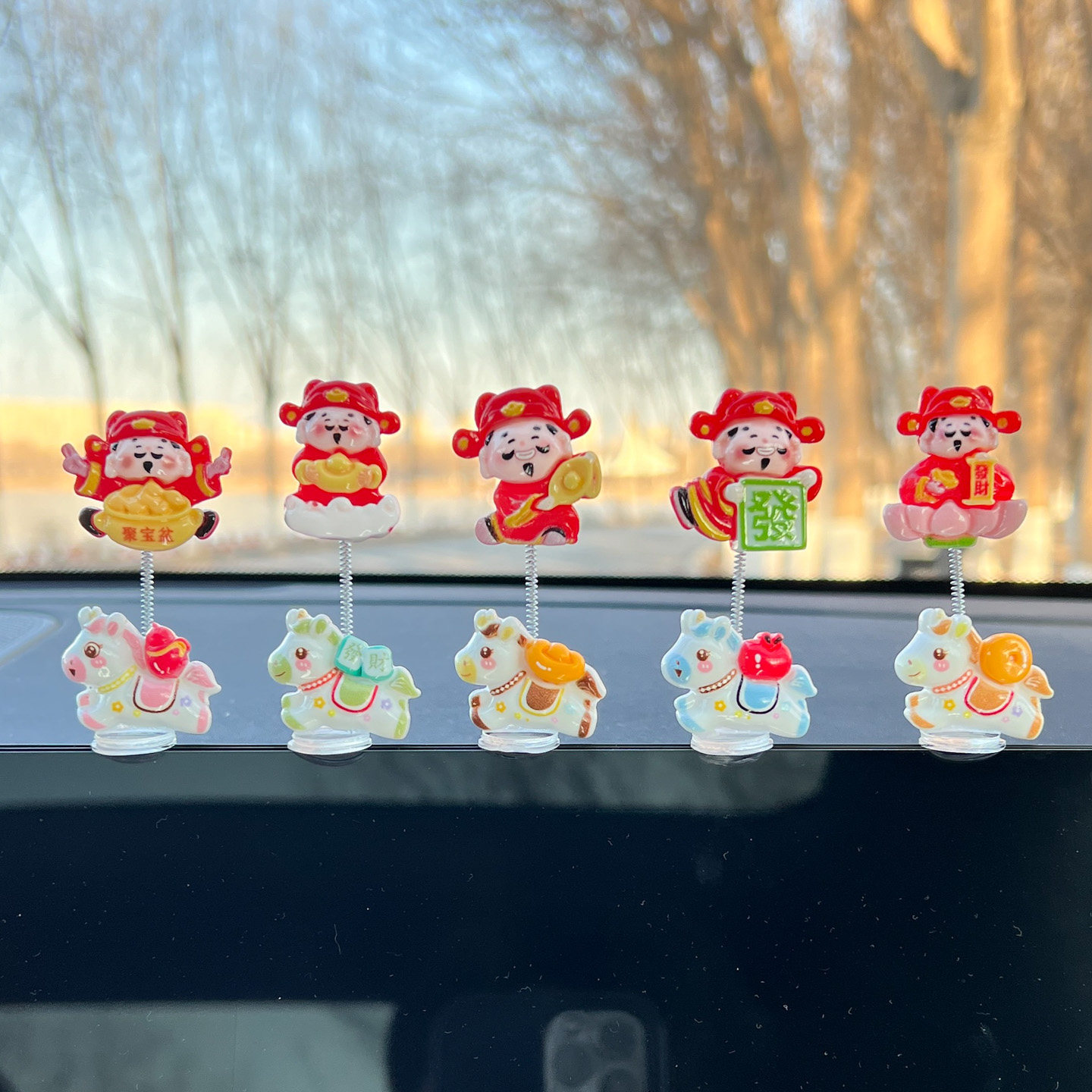 萌趣生肖马年财神爷汽车摆件电动车内饰中控台显示屏办公桌装饰品,淘宝优惠券,粉丝福利购,淘宝优惠卷