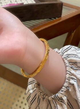 百家吉言素圈开口四方沙金手镯子黄金色时尚百搭女手环送女友礼物