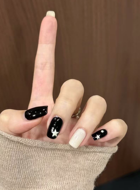 甜酷辣妹韩系黑白跳色波点星星穿戴甲短款简约日常显白美甲贴片
