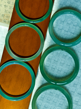 竹翠远山黛天然冰翠油青玉髓玛瑙美人条手镯叮当镯女清新雅致玉镯