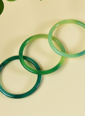 富婆小绿条绿翡翠镯子玉髓冰种手镯叮当镯高冰真玛瑙绿宝石绿幽晶