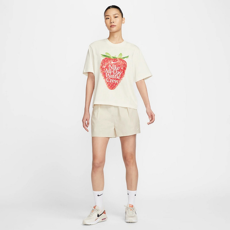 耐克女T恤夏新款运动休闲草莓印花圆领纯棉短袖针织衫HQ1197-133